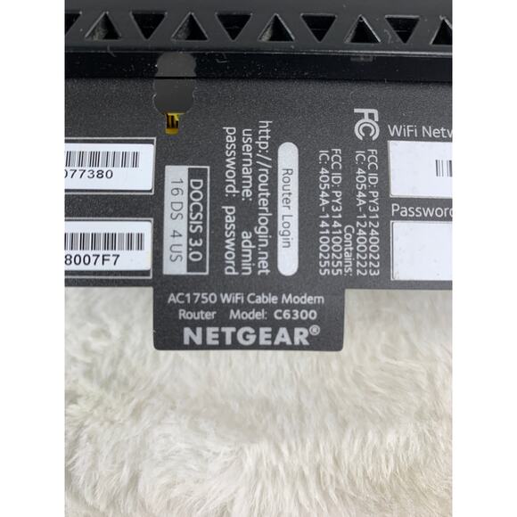 Netgear AC1750 Dual-Band WiFi Cable Modem Router Model C6300 + Power Adapter - Picture 5 of 6